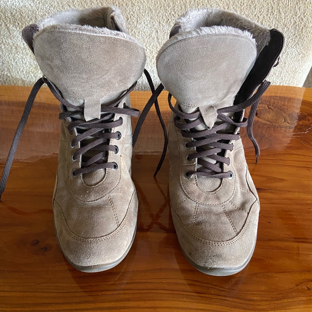 Suede Hightop Sneaker